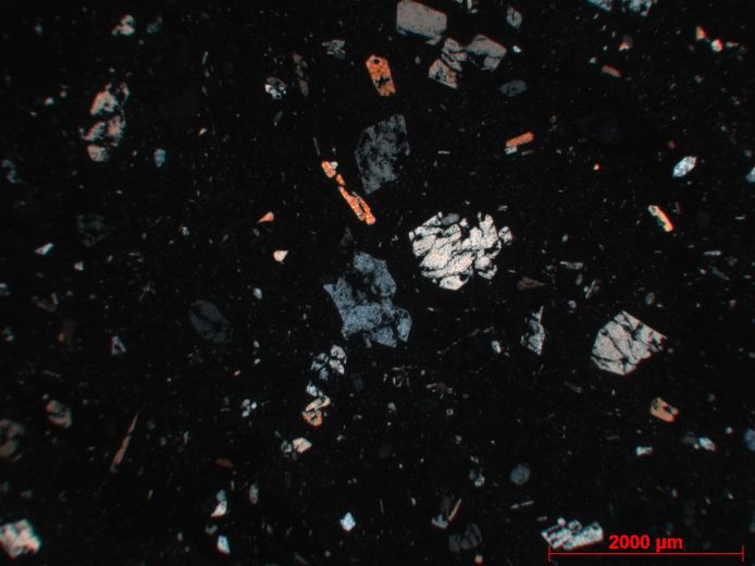 Microscope Basalte à olivine Basalte à olivine Archipel de la Société Tahiti Nui  